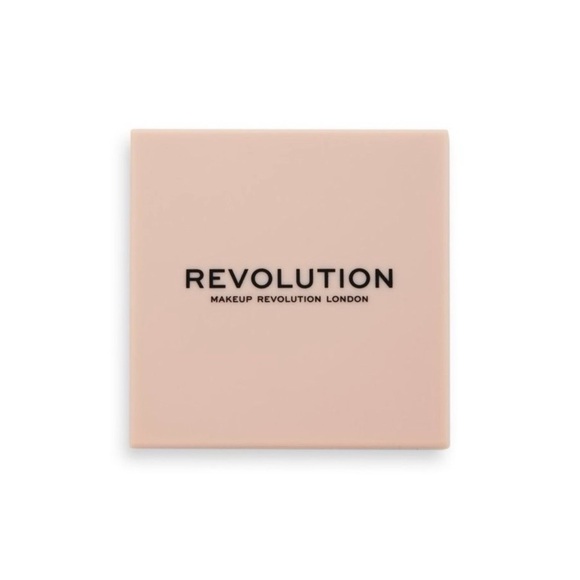 Revolution Contour Powder Compact – Light | NWT - Picture 3 of 3